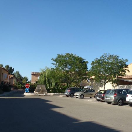 Appartement Dans La Residence Les Mazets De Camargue Arles Zewnętrze zdjęcie